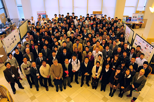Conference_tn